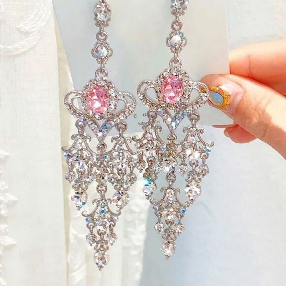 NWOT Y2K Crystal Chandelier Earrings - Picture 3 of 4
